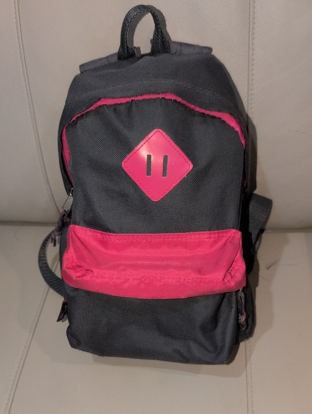 High Trails Grey & Hot Pink Everyday School Backpack Daypack with Diamond Lashes